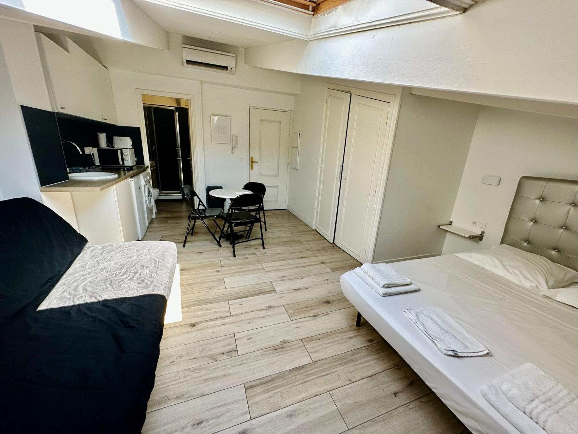 Appartement À Meyerbeer Nizza Camera foto